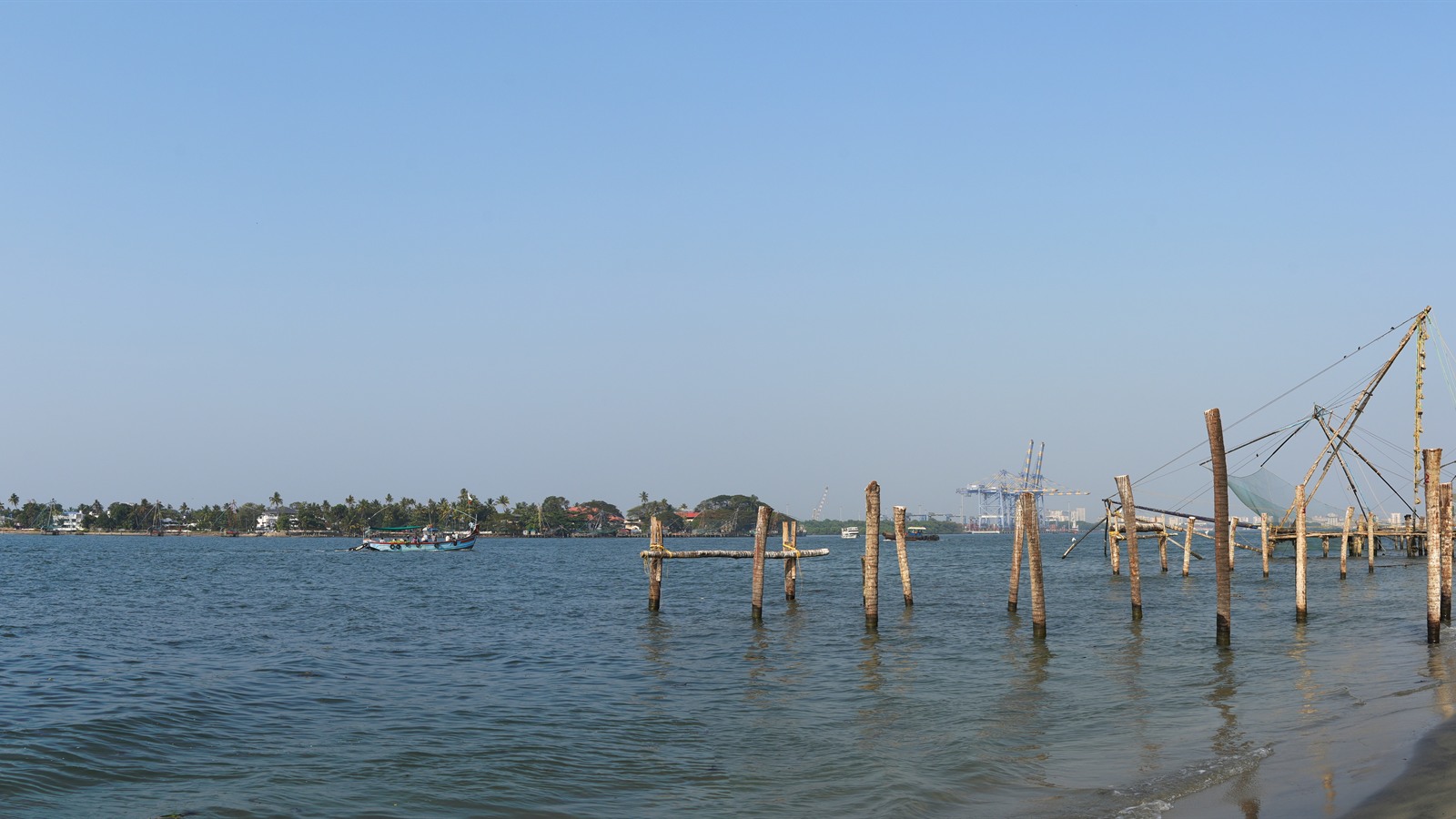 Signature Kerala Heritage, Backwaters & Cape Comorin (8D/7N) - Ghumo Firoo Travels